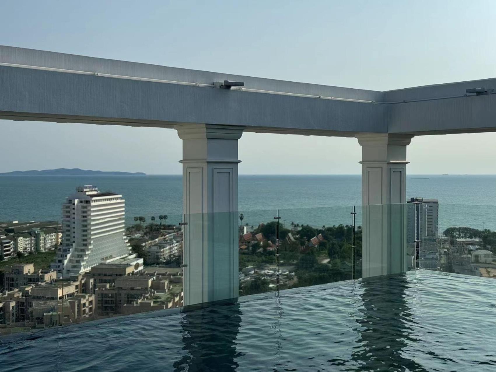 The Empire Chic Residence Jomtien & Yahaha Екстериор снимка