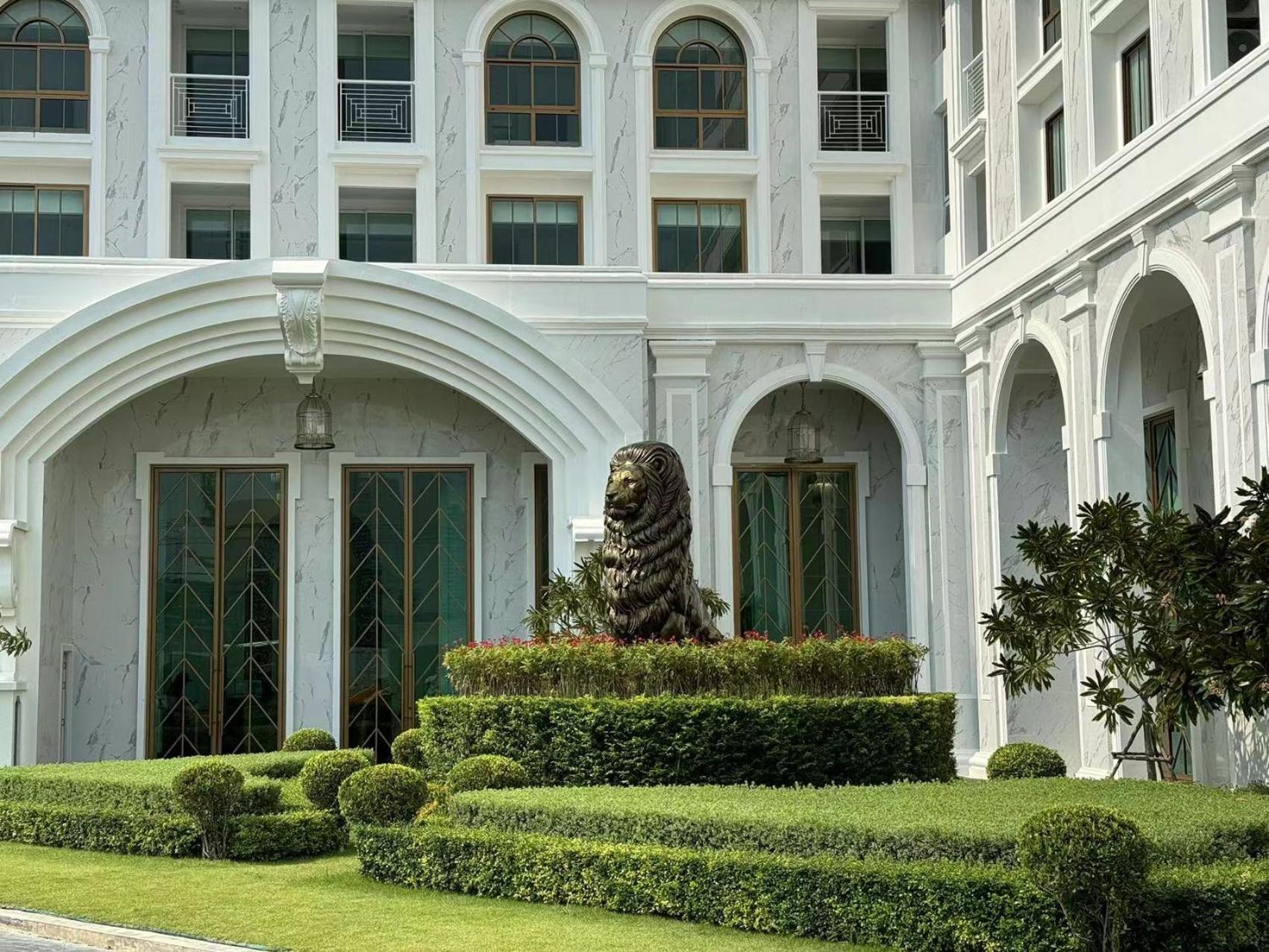 The Empire Chic Residence Jomtien & Yahaha Екстериор снимка