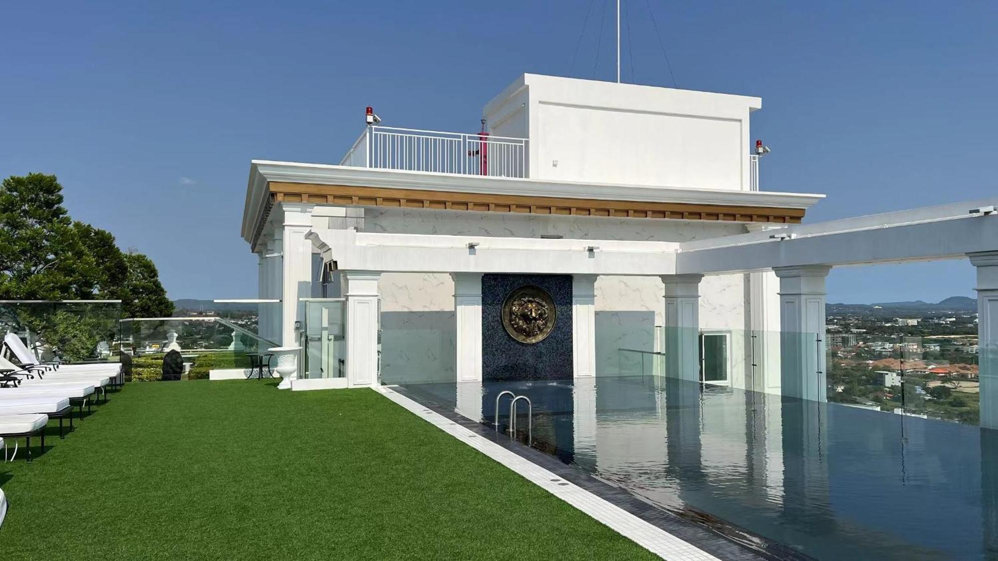 The Empire Chic Residence Jomtien & Yahaha Екстериор снимка